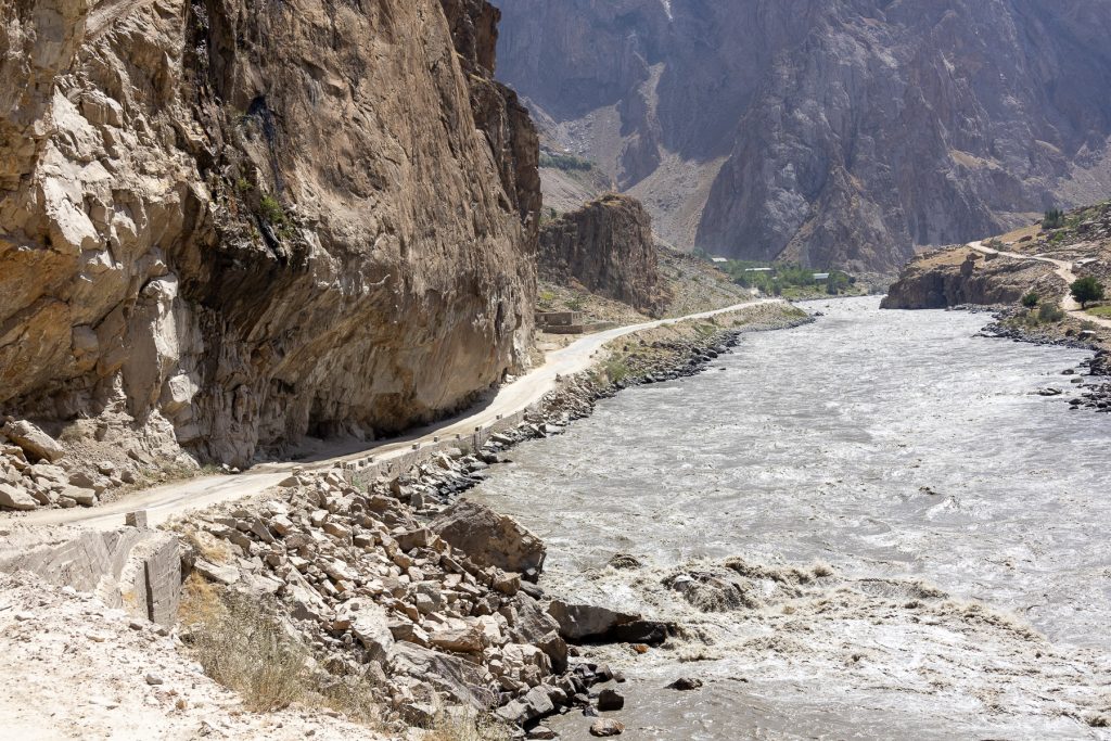 Carretera Del Pamir En Moto Gr11 Viajes 2025 042