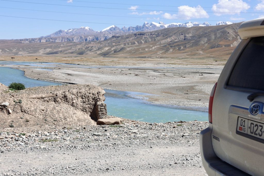 Kirguistan En 4x4 4304